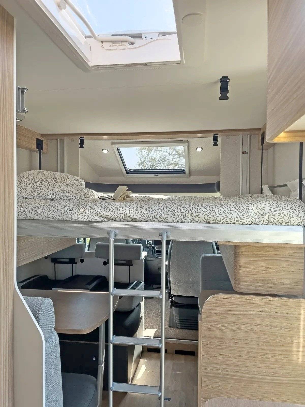 Berth Fiat P690S Expression (Automatic) - Yescapa