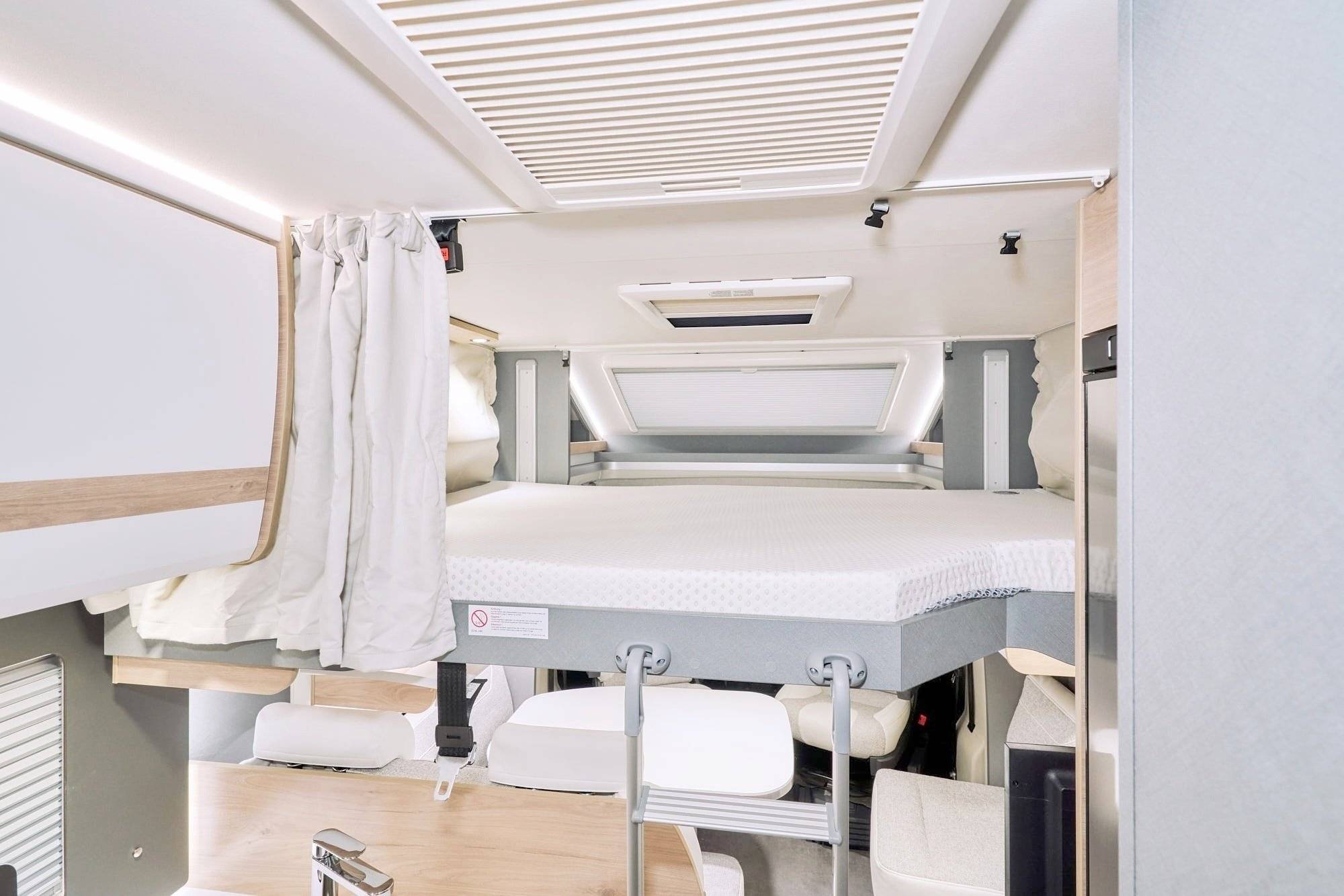 Dethleffs Dethleffts Just T 7052 DBM