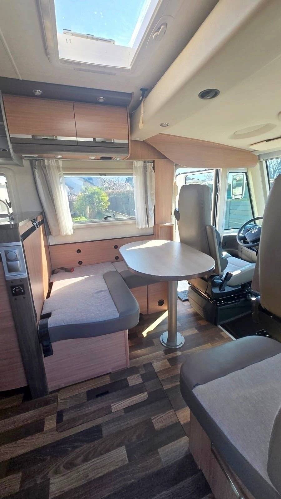 Menjador Fiat Ducato 2,3 l 150 ch - Yescapa