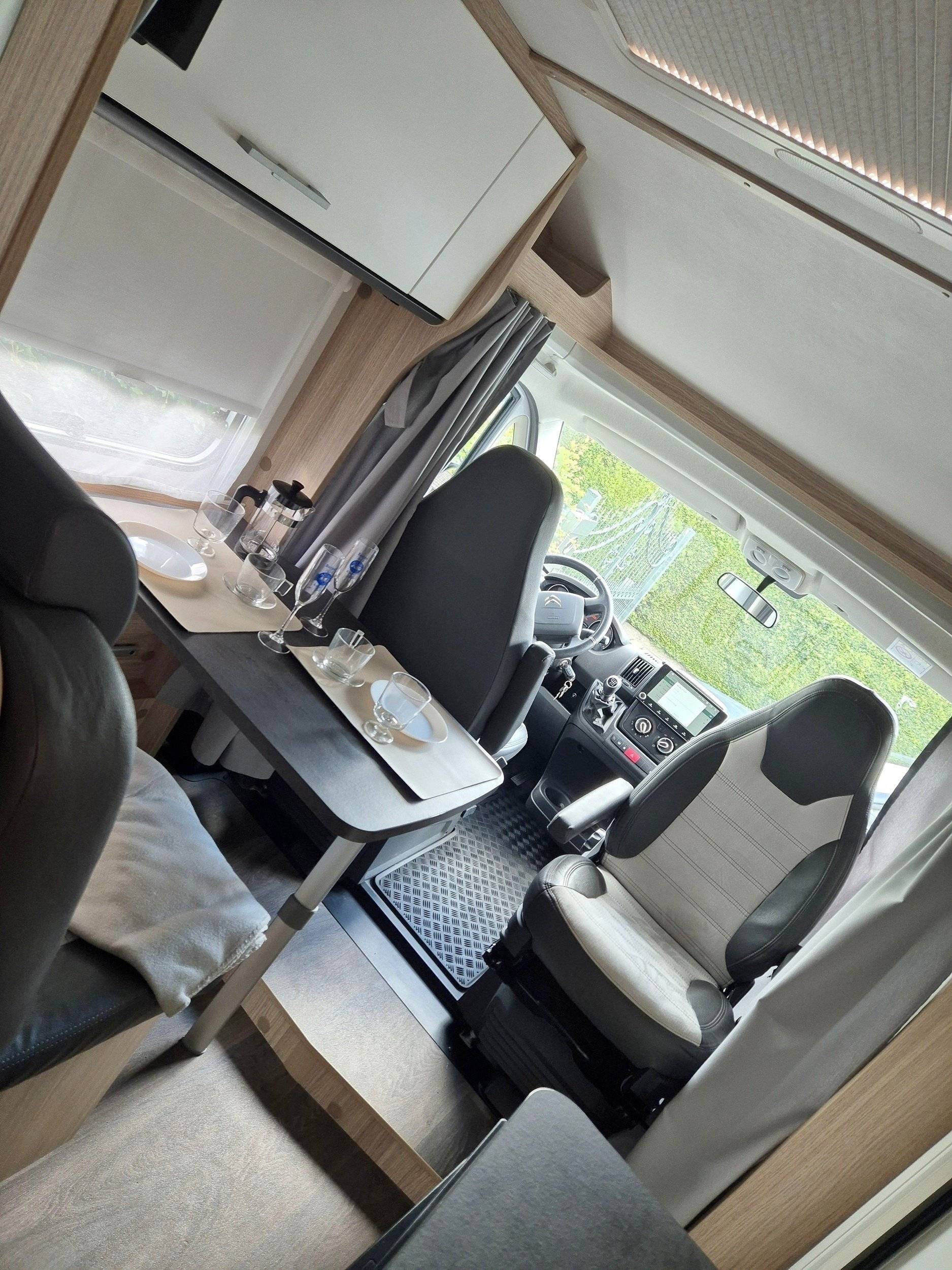 Sunlight Sunlight V60