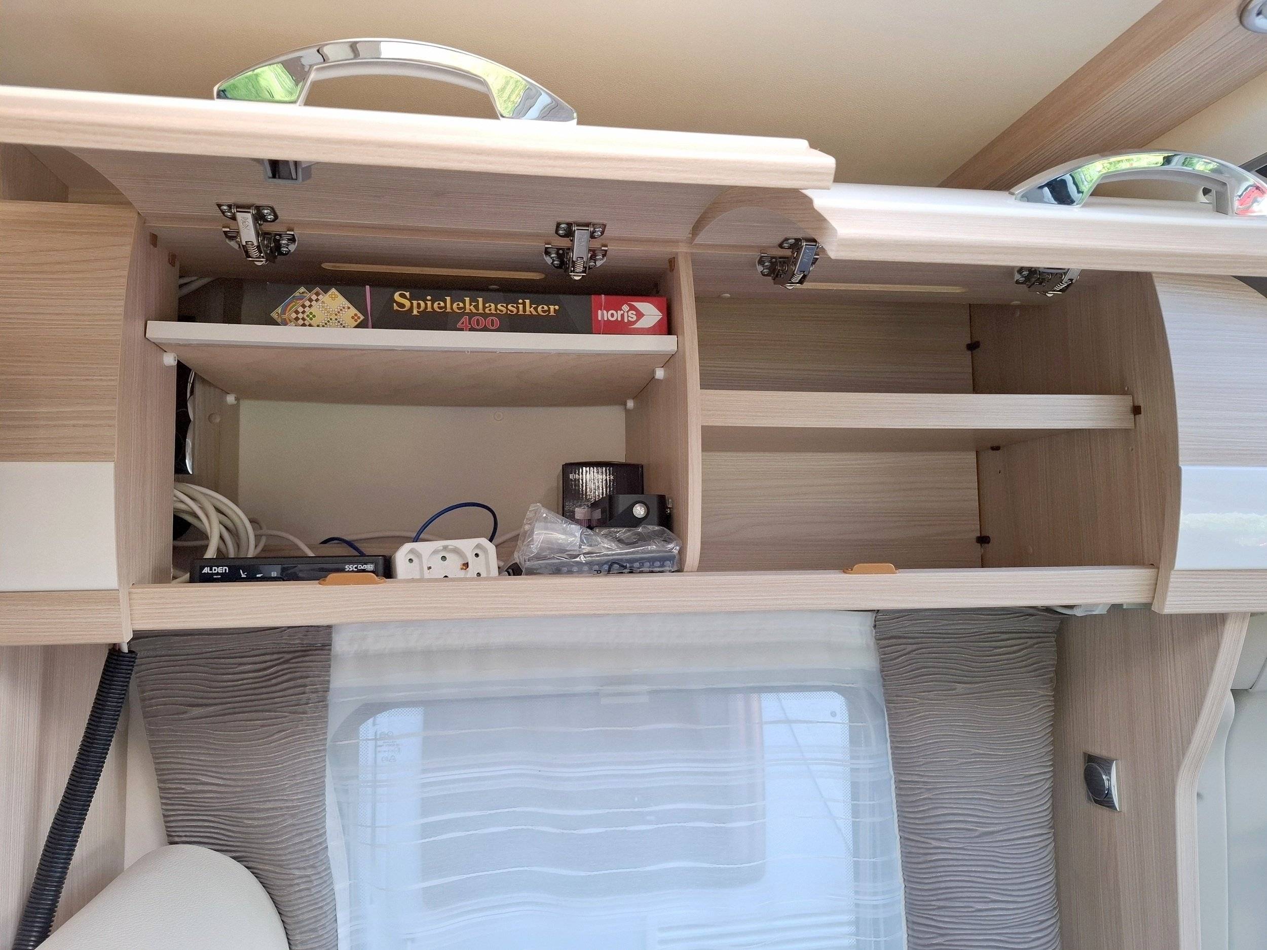 Bürstner Travel Van T690