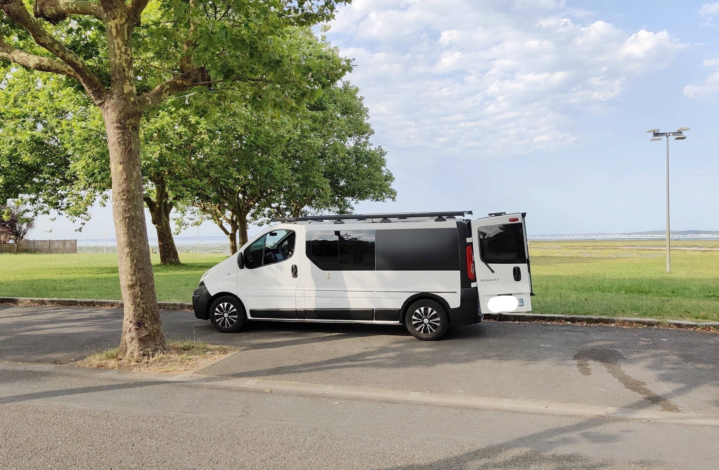 Narbonne Trafic L2H1 2 l 140 ch