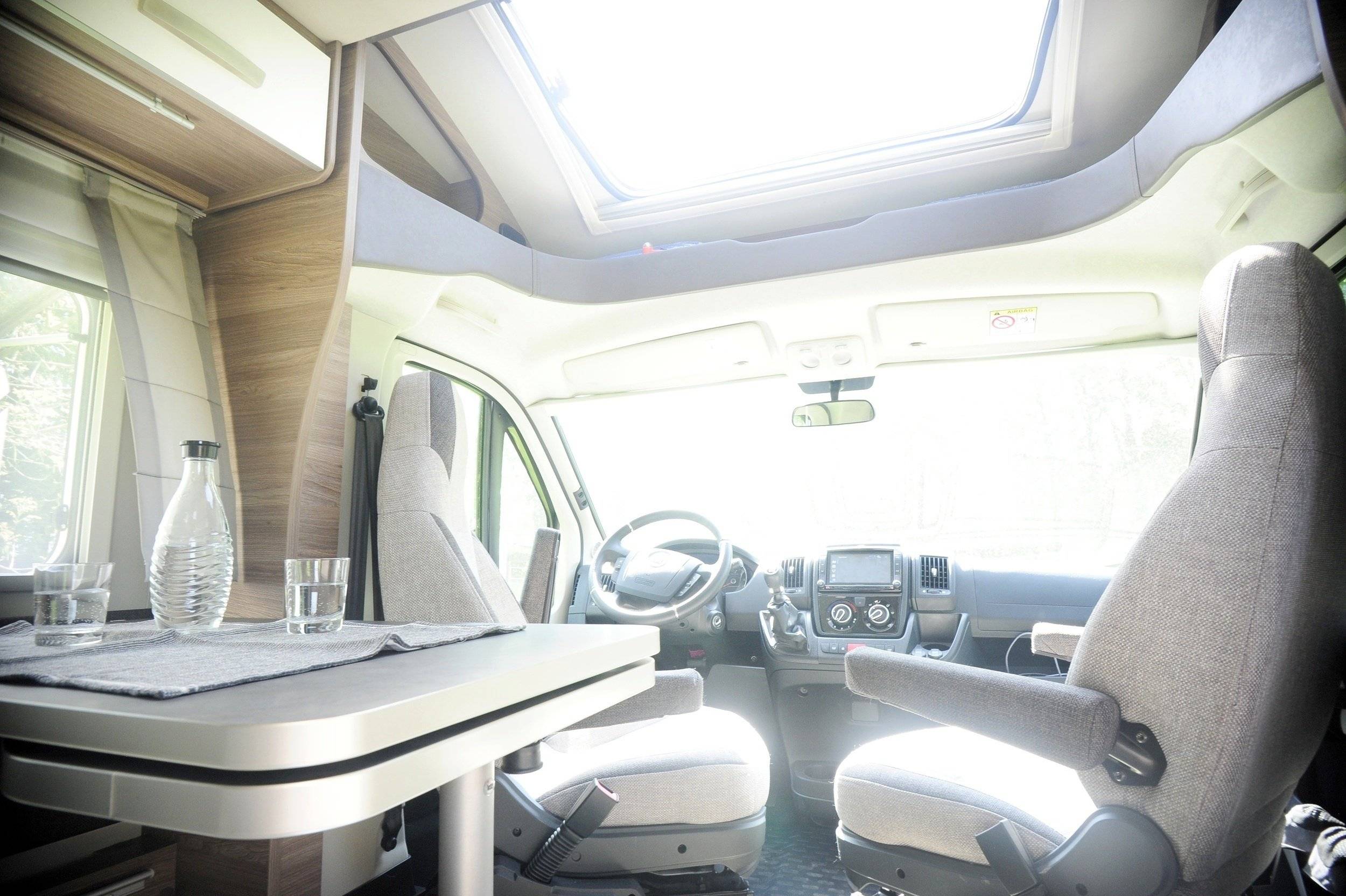 Knaus Live Wave 700Meg