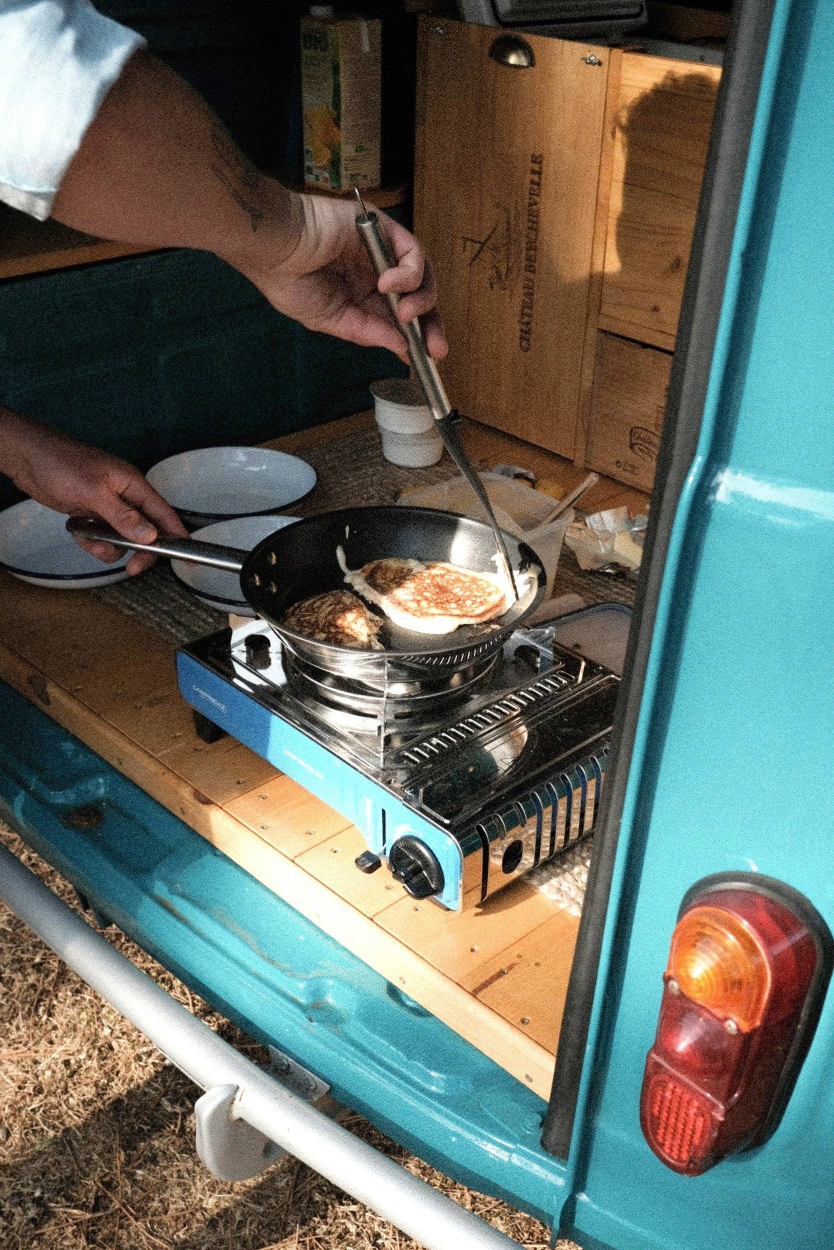 Kitchen Renault - Yescapa