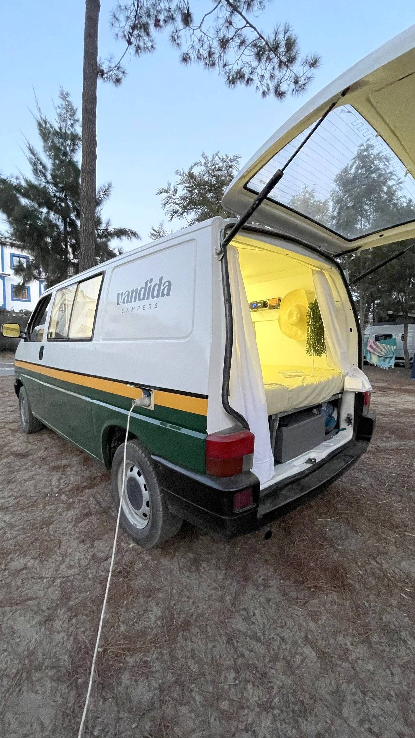 Volkswagen Transporter T4 2.4D