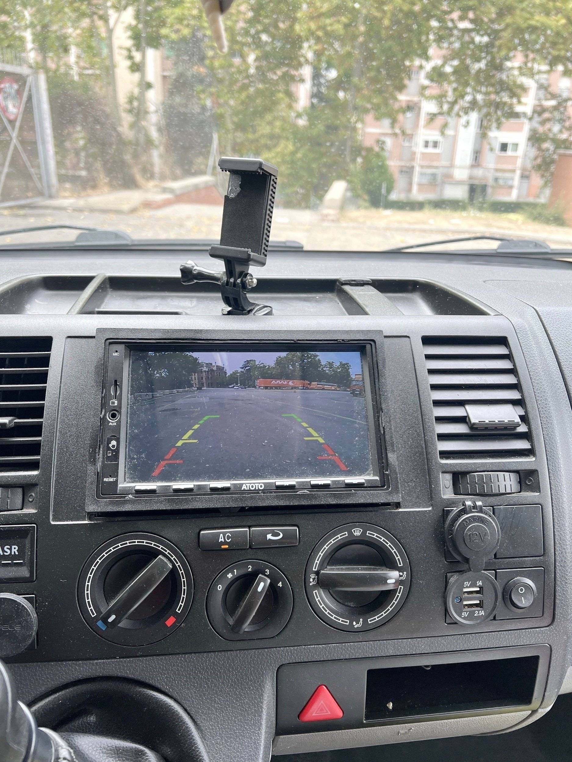 Volkswagen Transporter T5 2.5 TDI