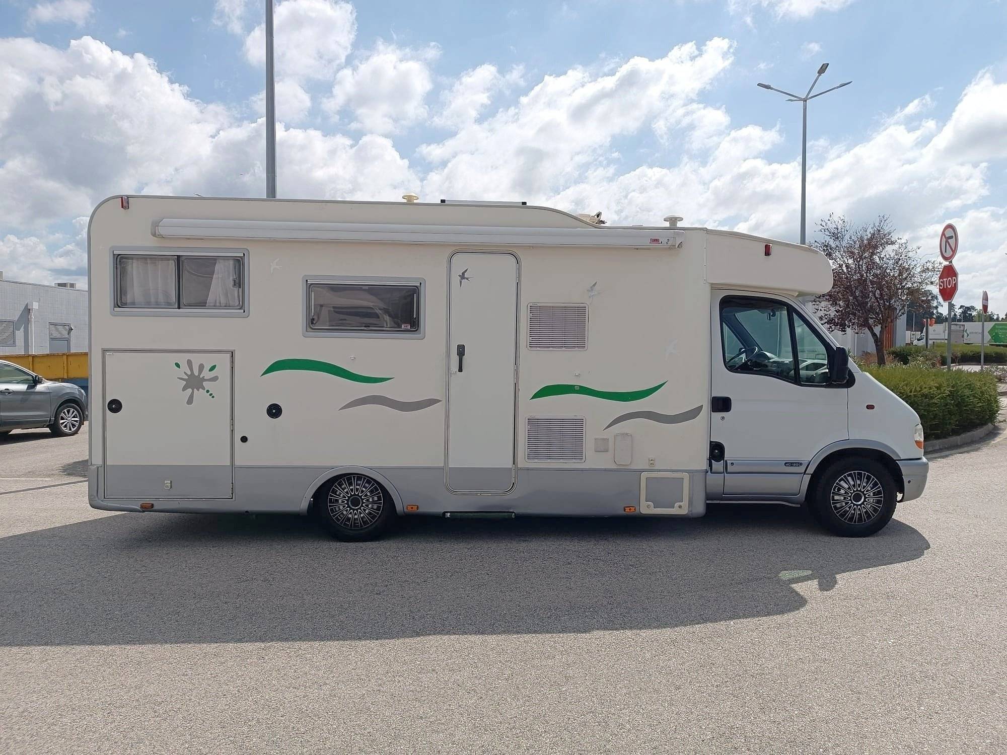 3 C Cartier/Brisebras Renault Master