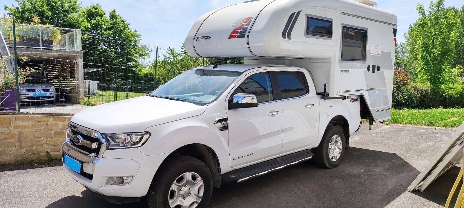 Front view from 3/4 Ford Ranger - Yescapa