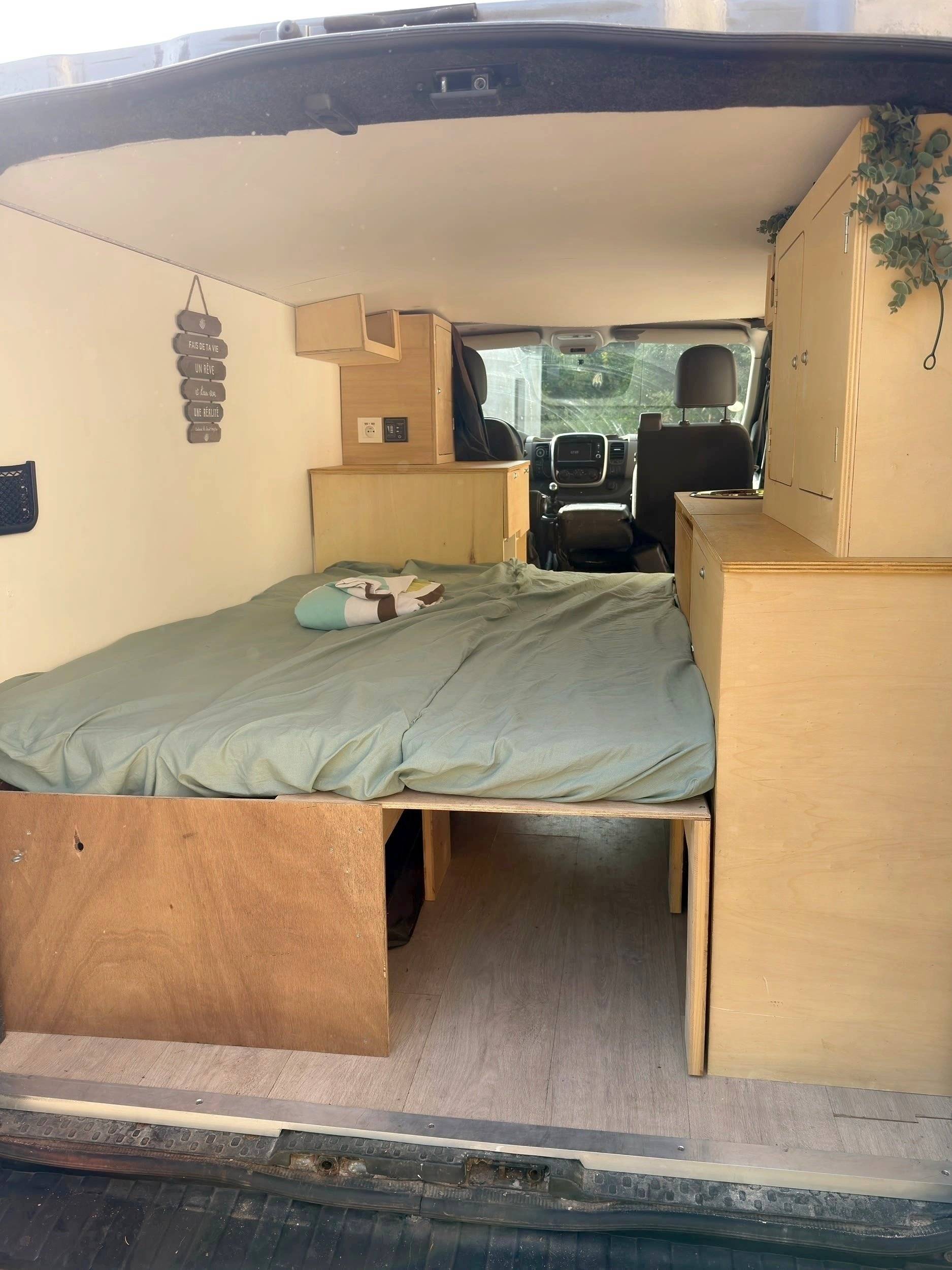 llits Renault Trafic 1,6 l 120 ch - Yescapa