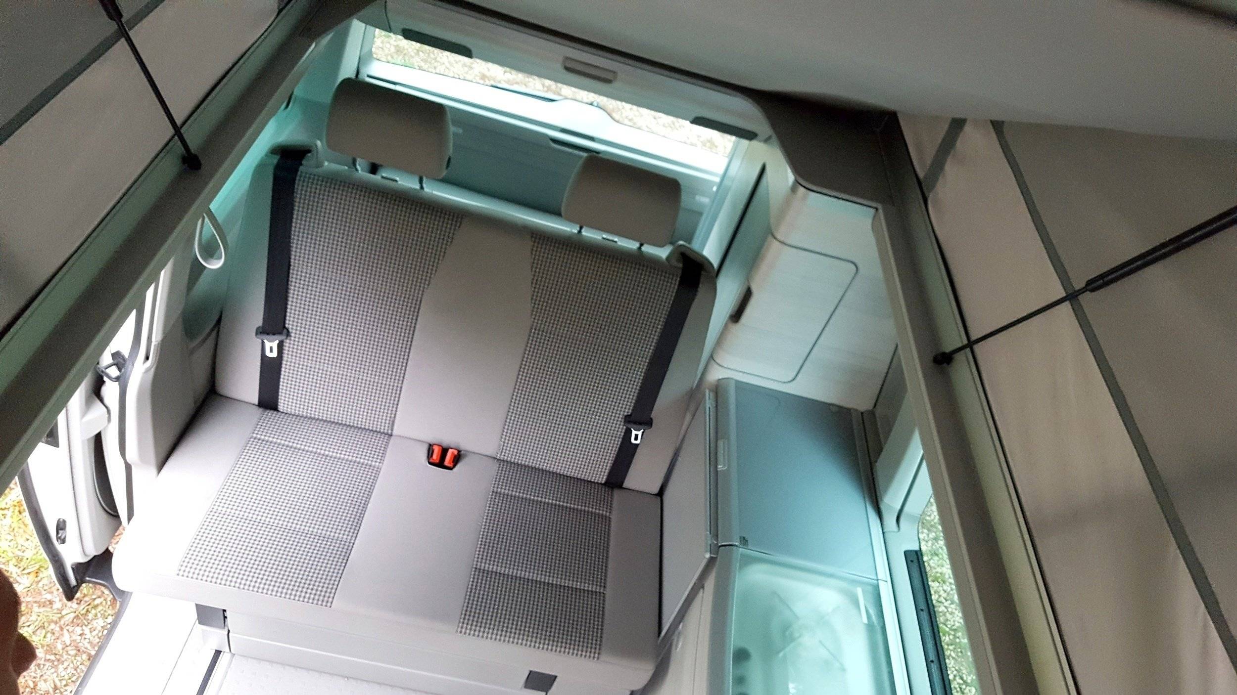 Volkswagen T6 2 l TDI 150 ch