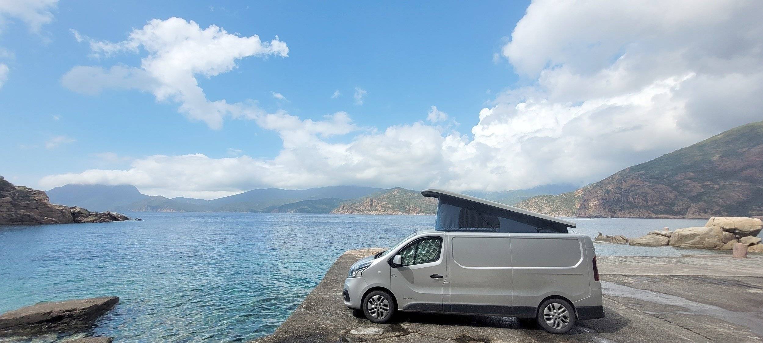 Van Globe RENAULT TRAFIC III Grand Confort