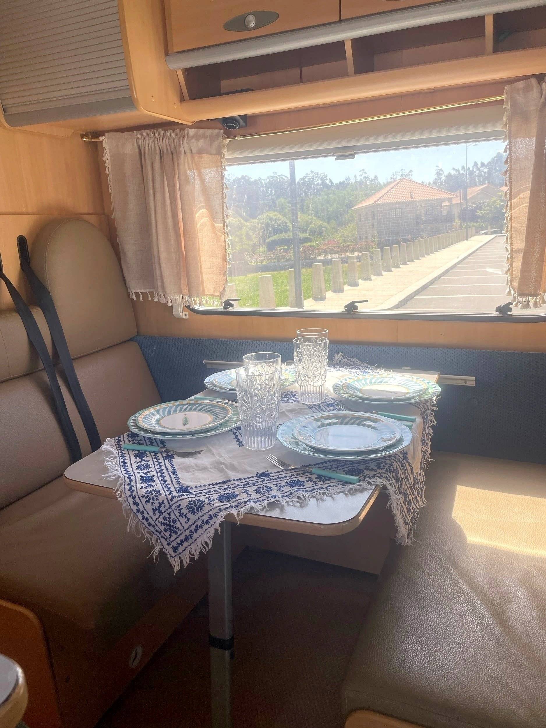 Coin repas Fiat Ducato 2,8 - Yescapa