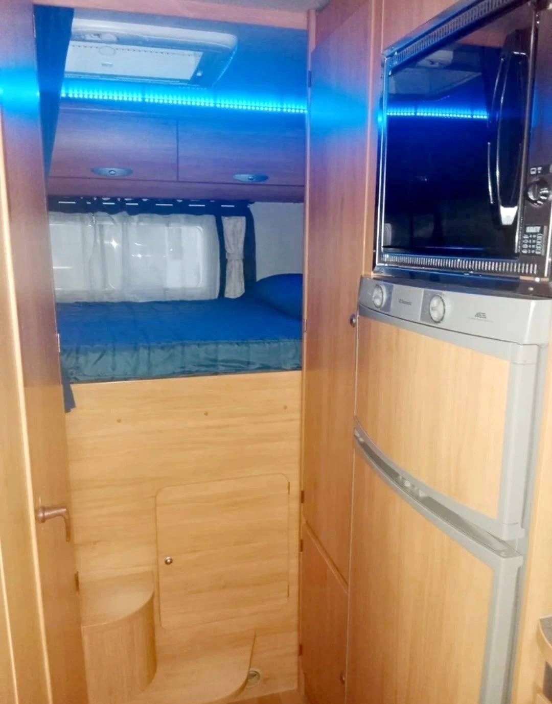 Plazas en cama Fiat Ducato 3,0 l Multijet 160 ch. - Yescapa