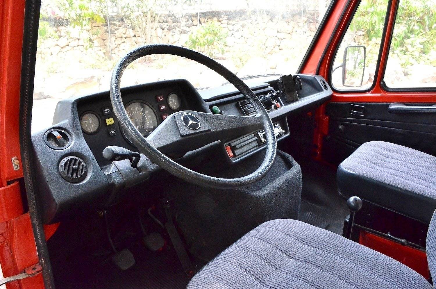 Mercedes T1 310 "Conny"