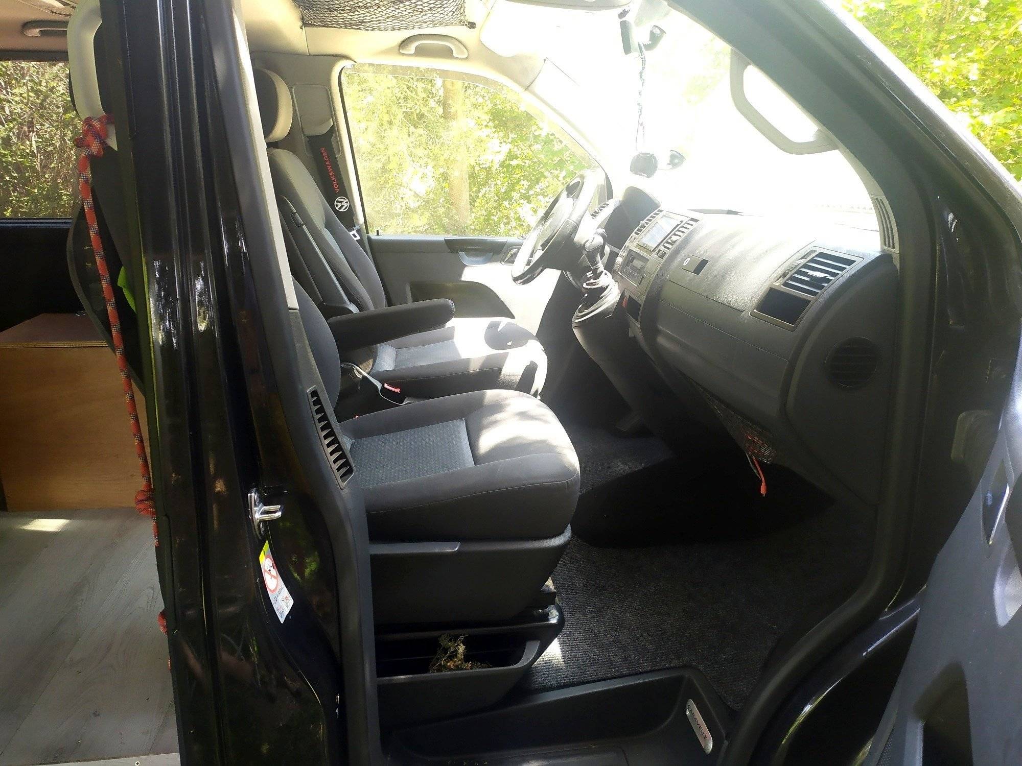 Volkswagen Caravelle 2.0 TDI 140 cv