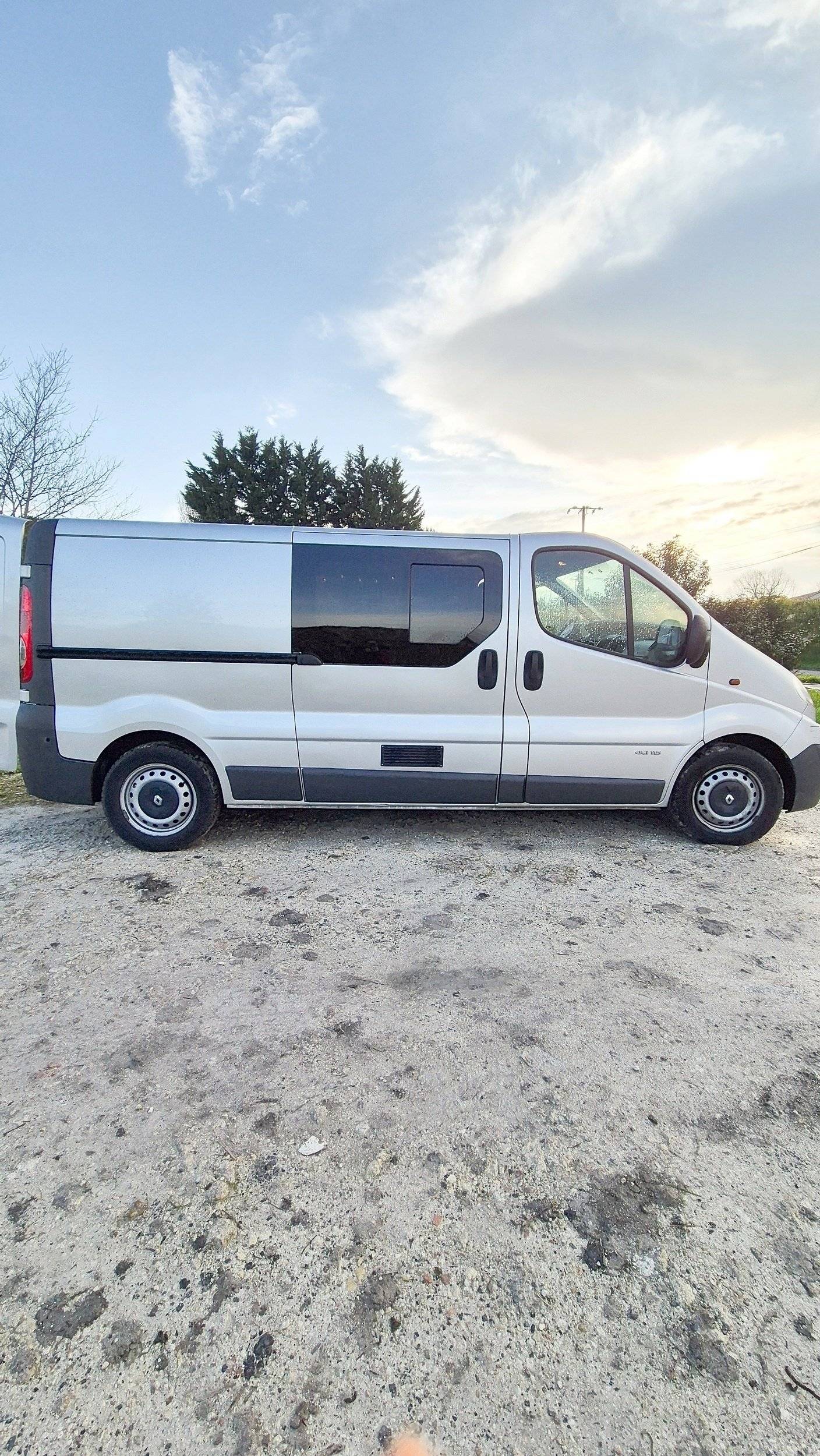 Machin 2,0 l dCi 115 ch