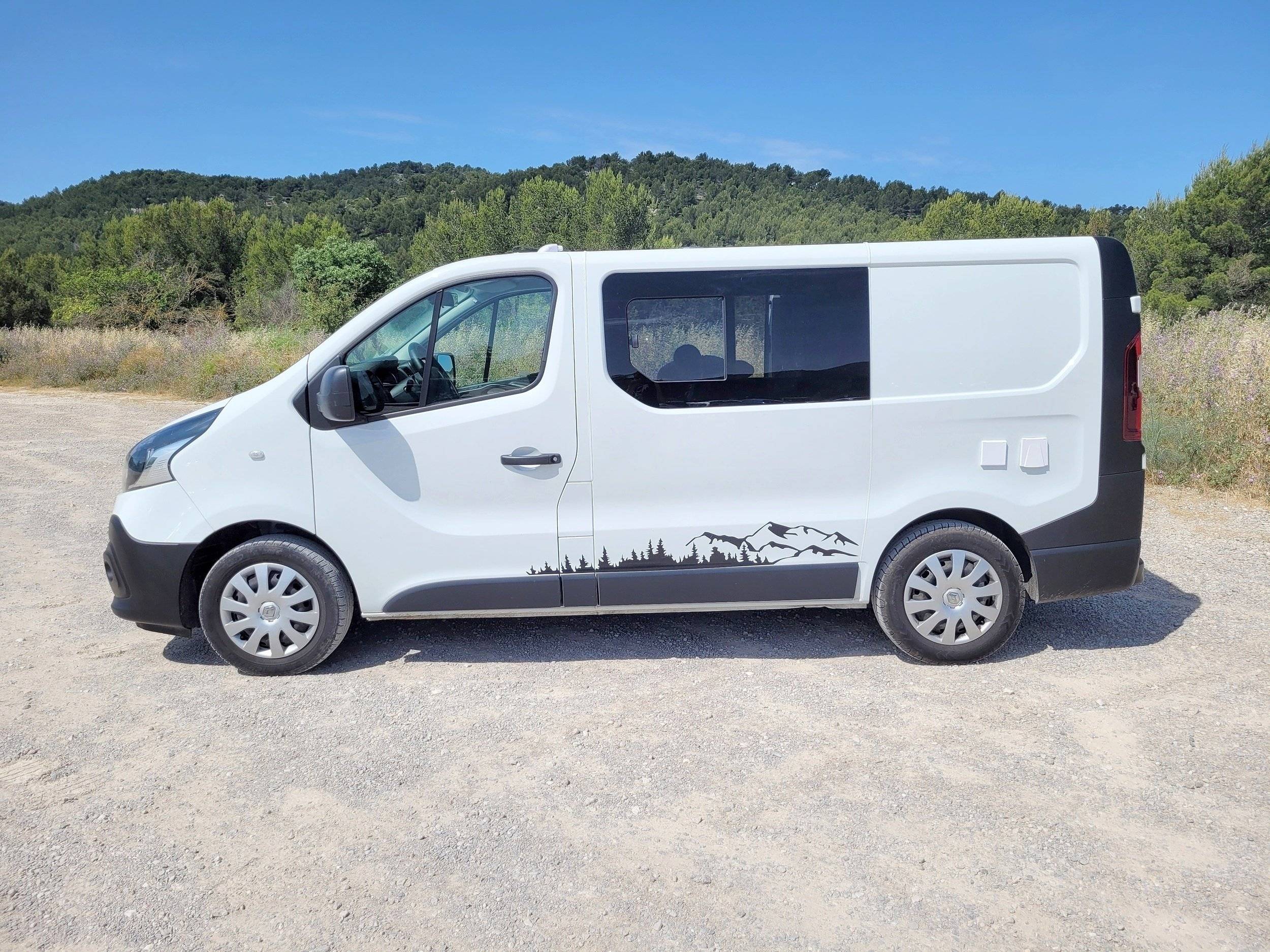 BJH RENAULT TRAFIC III 120 cv