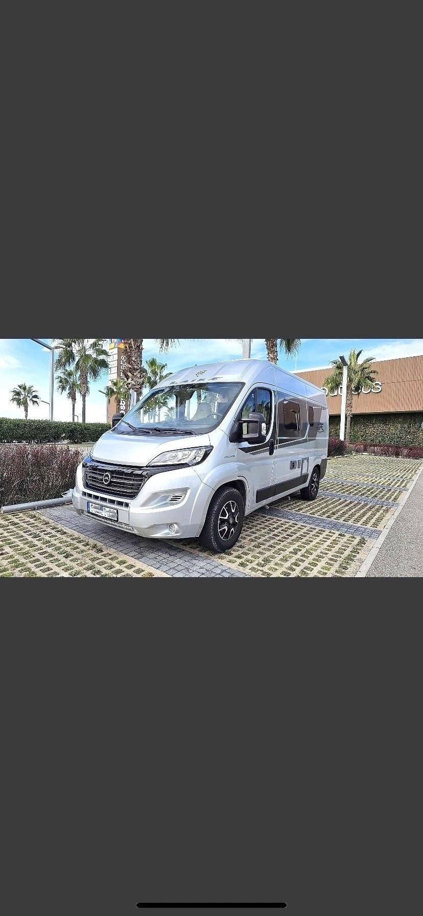 Front view from 3/4 Fiat Ducato 2,3 130 ch - Yescapa