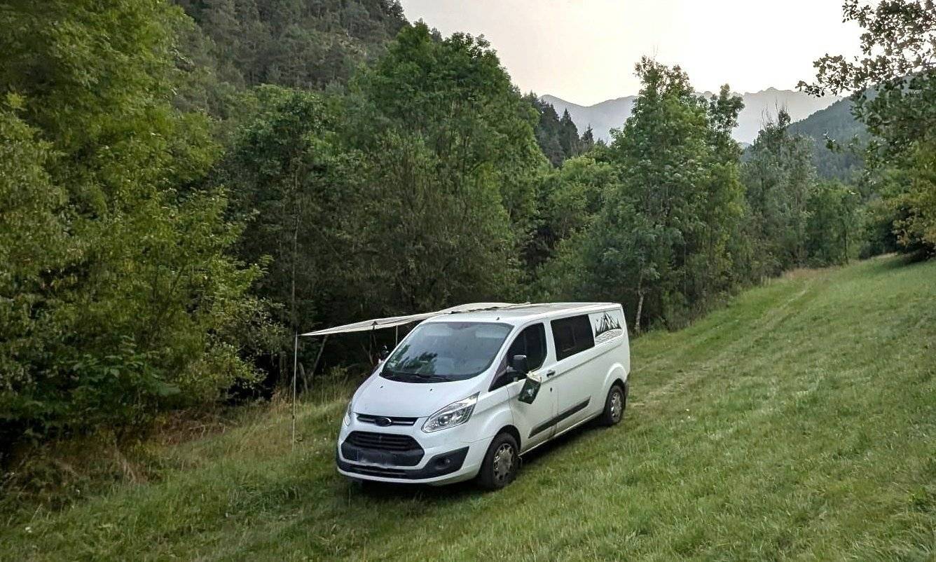 . Transit Custom L2H1