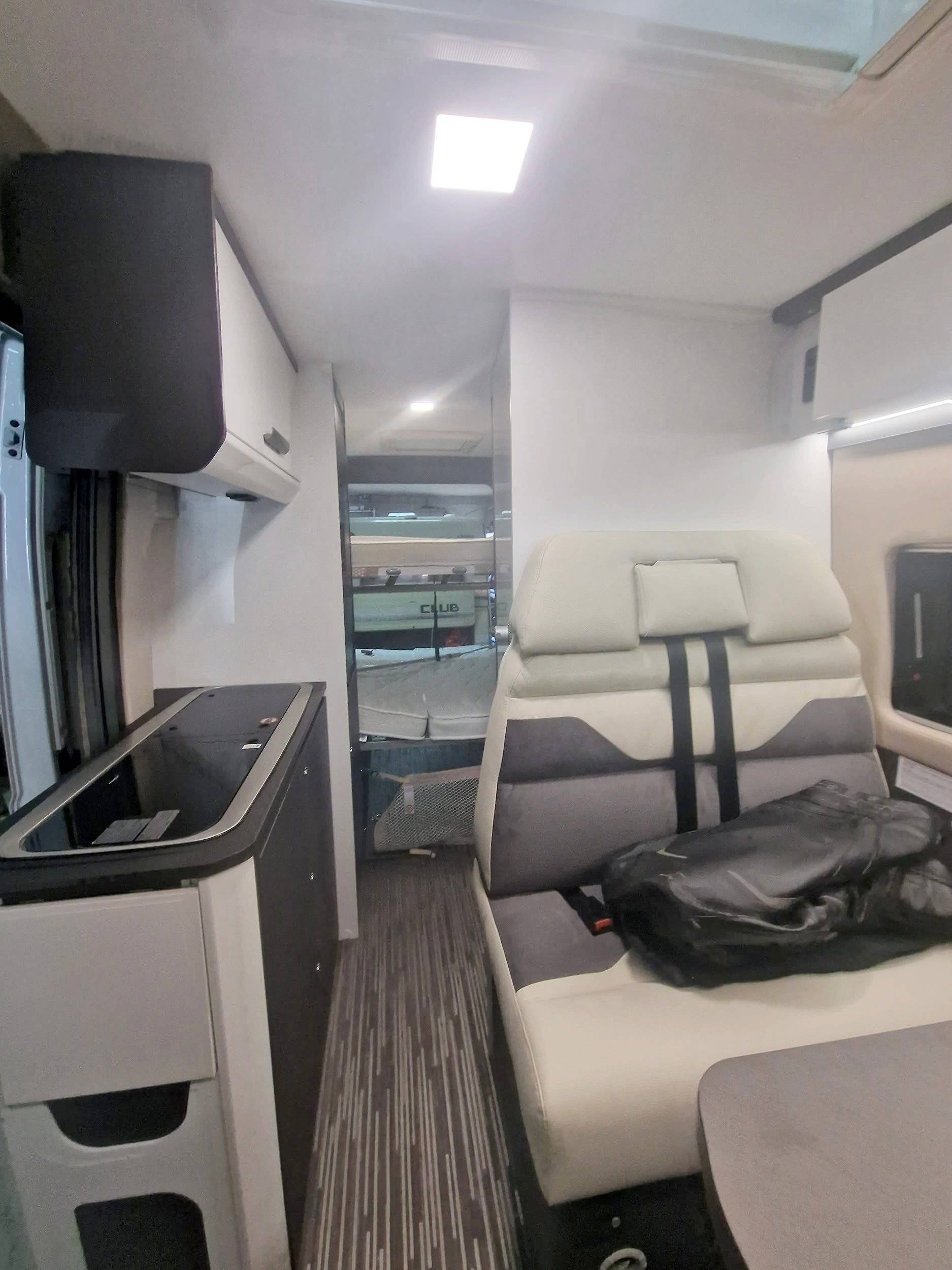 Mclouis Van 3 Maxi S-Line