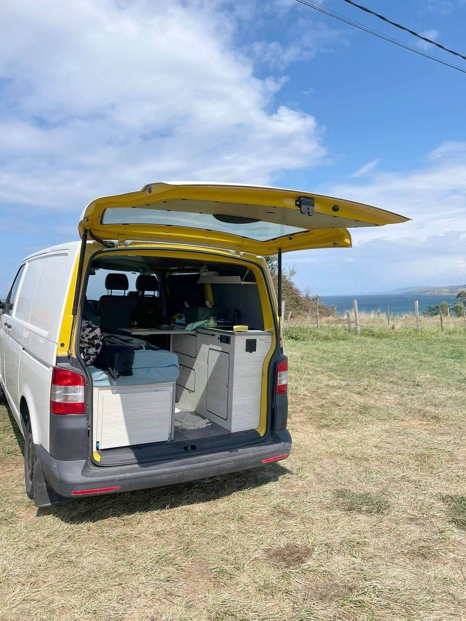 Kitchen Volkswagen 2,5 l 130 ch - Yescapa