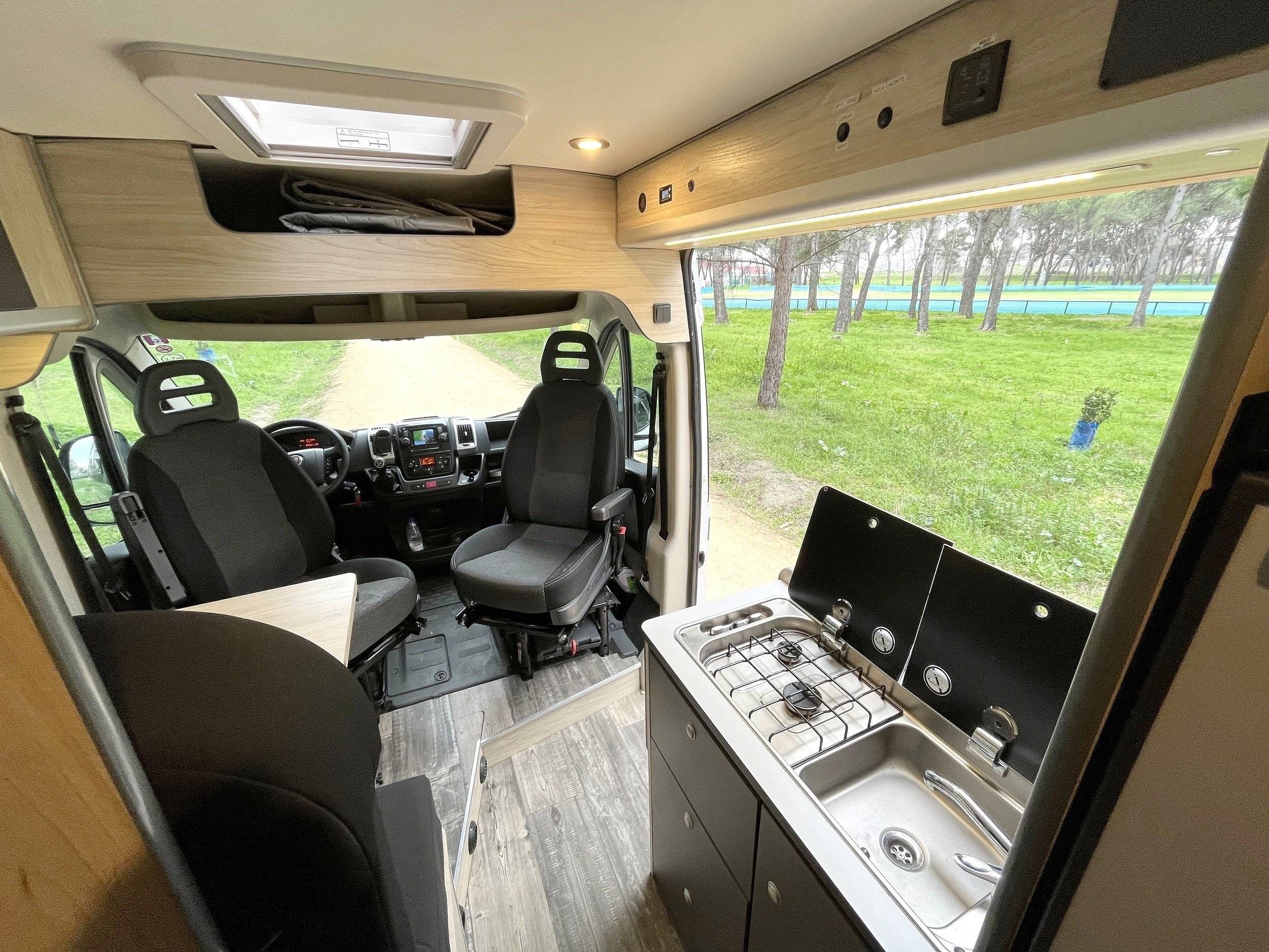 Camper Track 2,3 l 130 ch