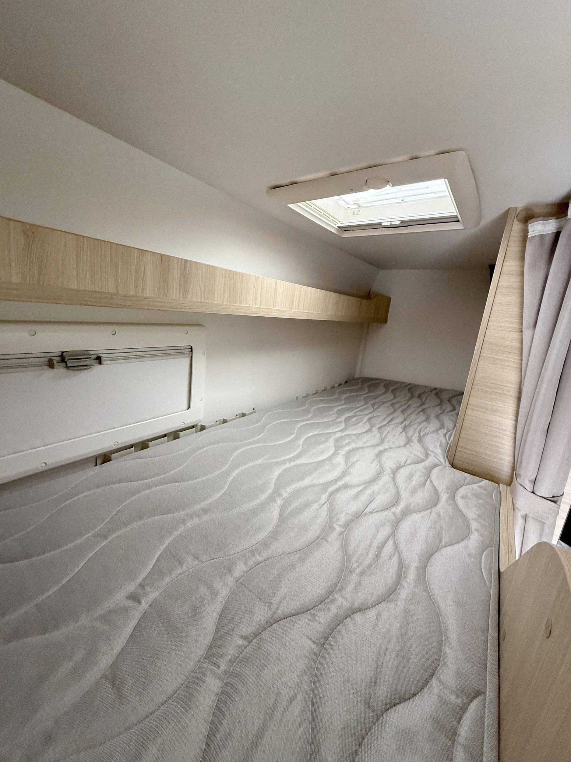 Chausson C 656 First Line