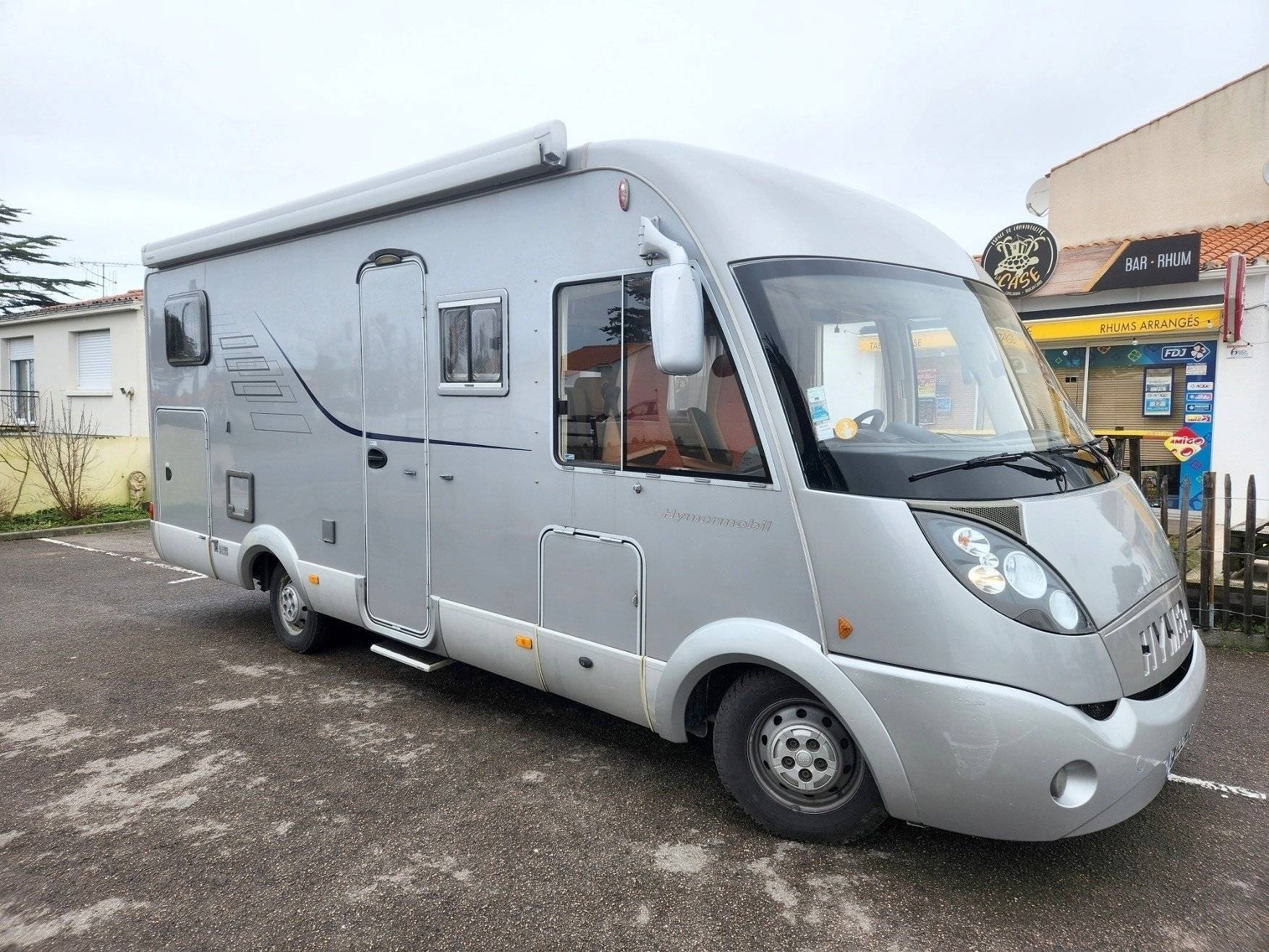 schräge Vorderansicht Fiat Fiat ducato - Yescapa