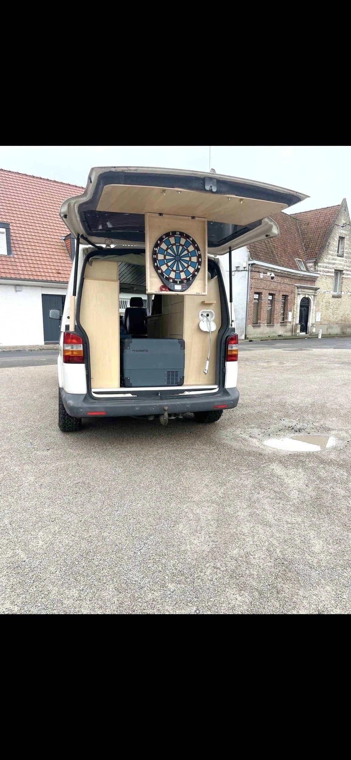 Volkswagen T5 2,5 l 130 ch