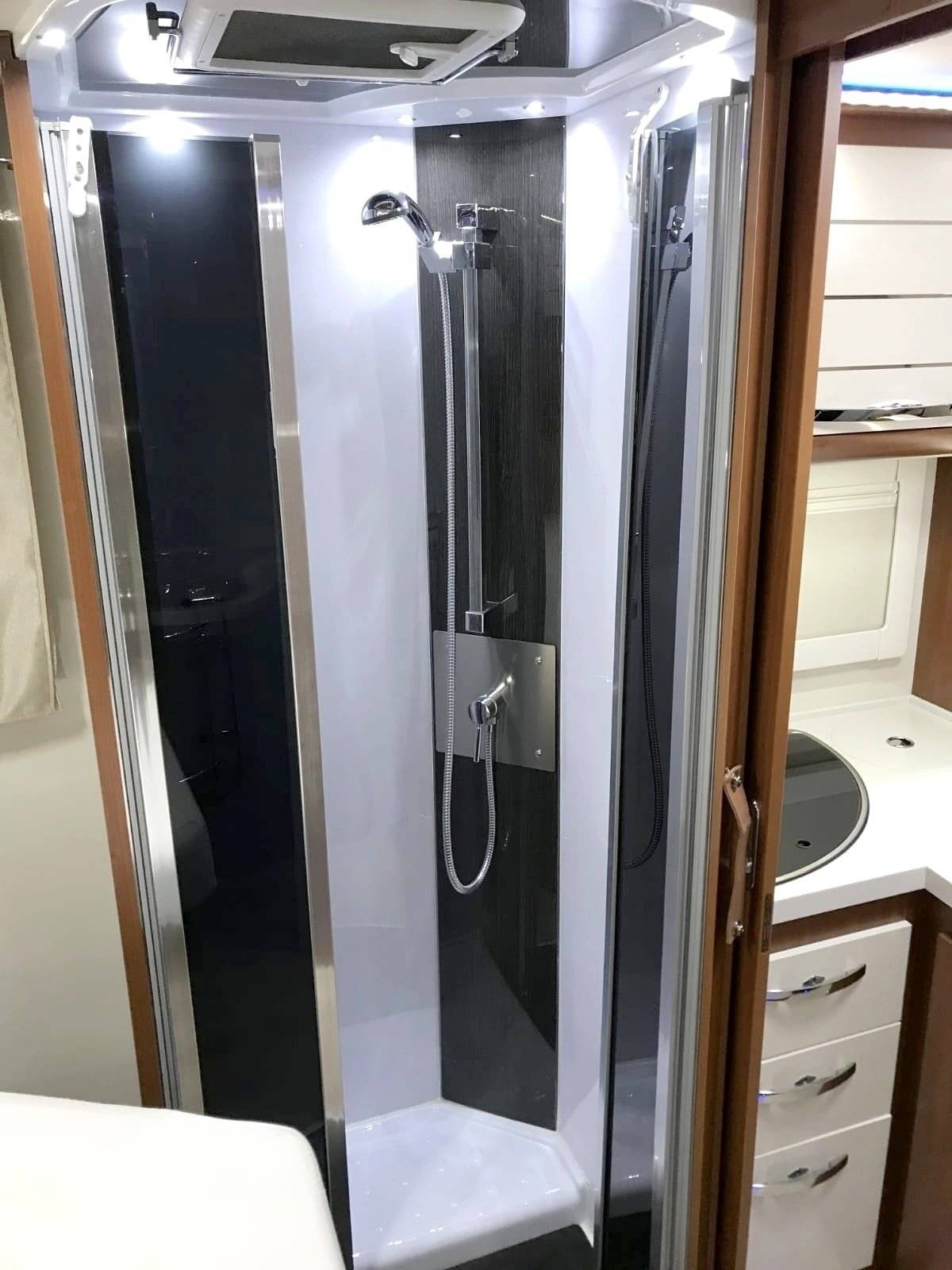 Mobilvetta mobilvetta kline yacht 82