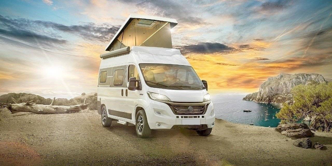 Front view from 3/4 Fiat FIAT DUCATO - Yescapa