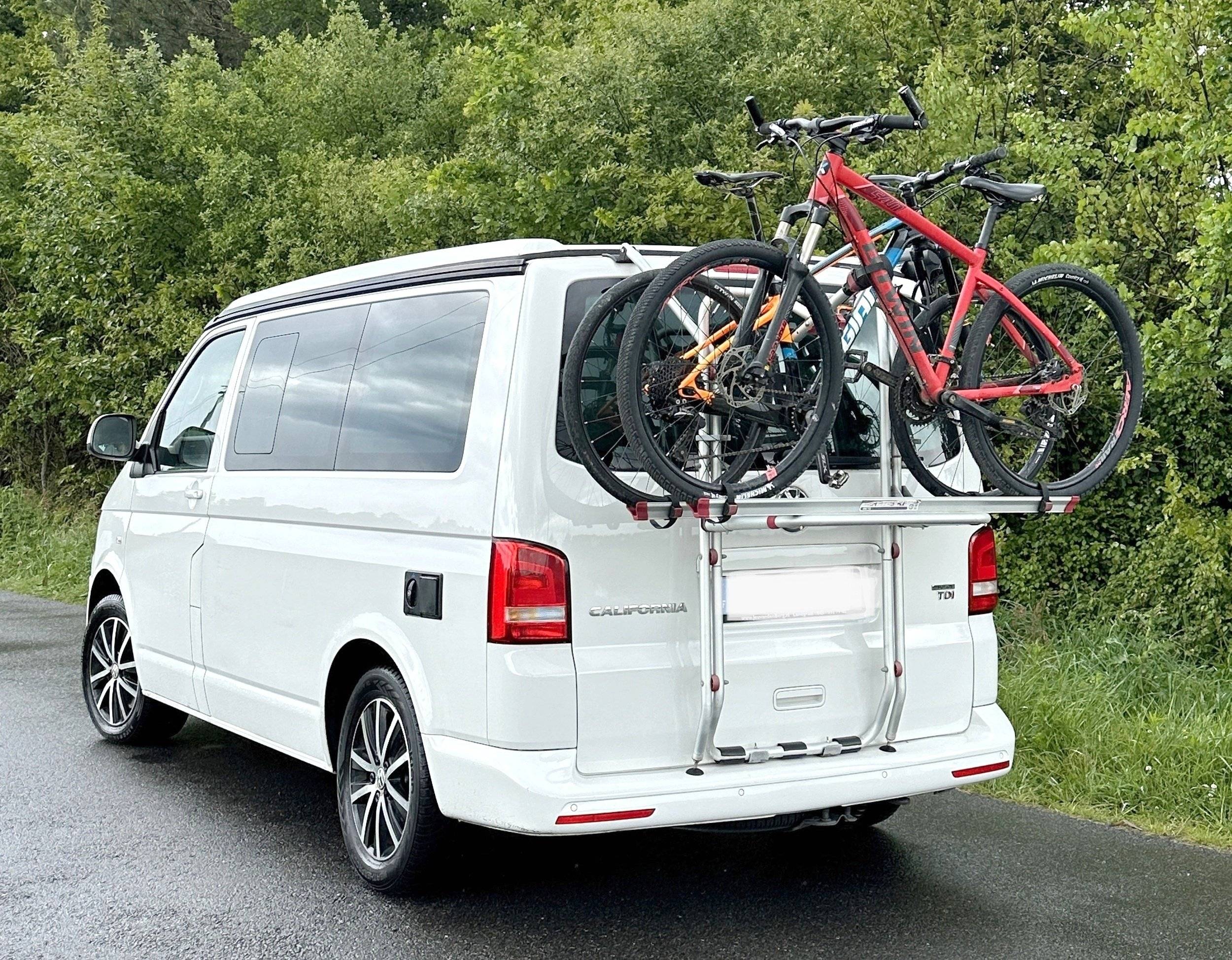 Concept Van Loisirs T5 2,5 l 140 ch