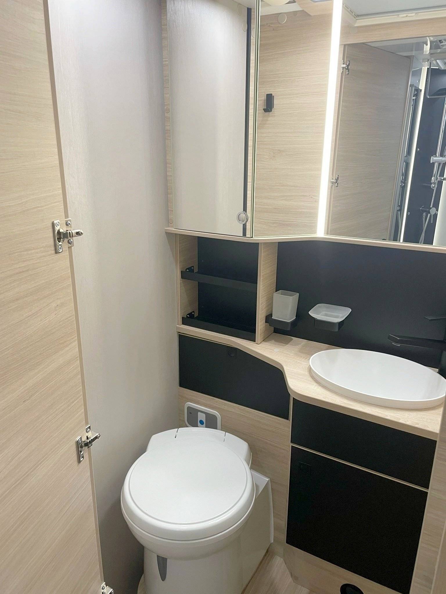 Challenger Challenger 384