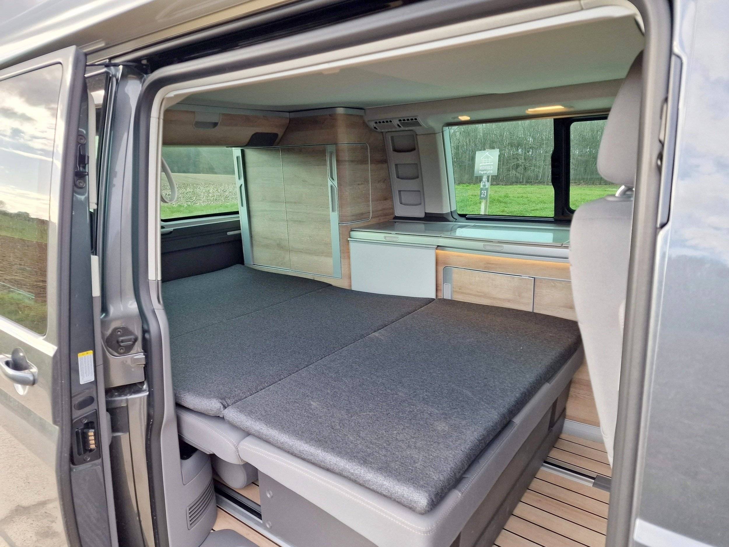 Berth Volkswagen VOLKSWAGEN CALIFORNIA - Yescapa