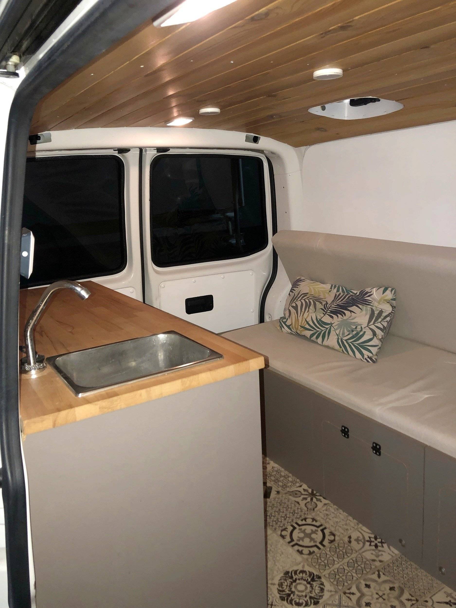 Volkswagen T5 2,0 l 140 ch