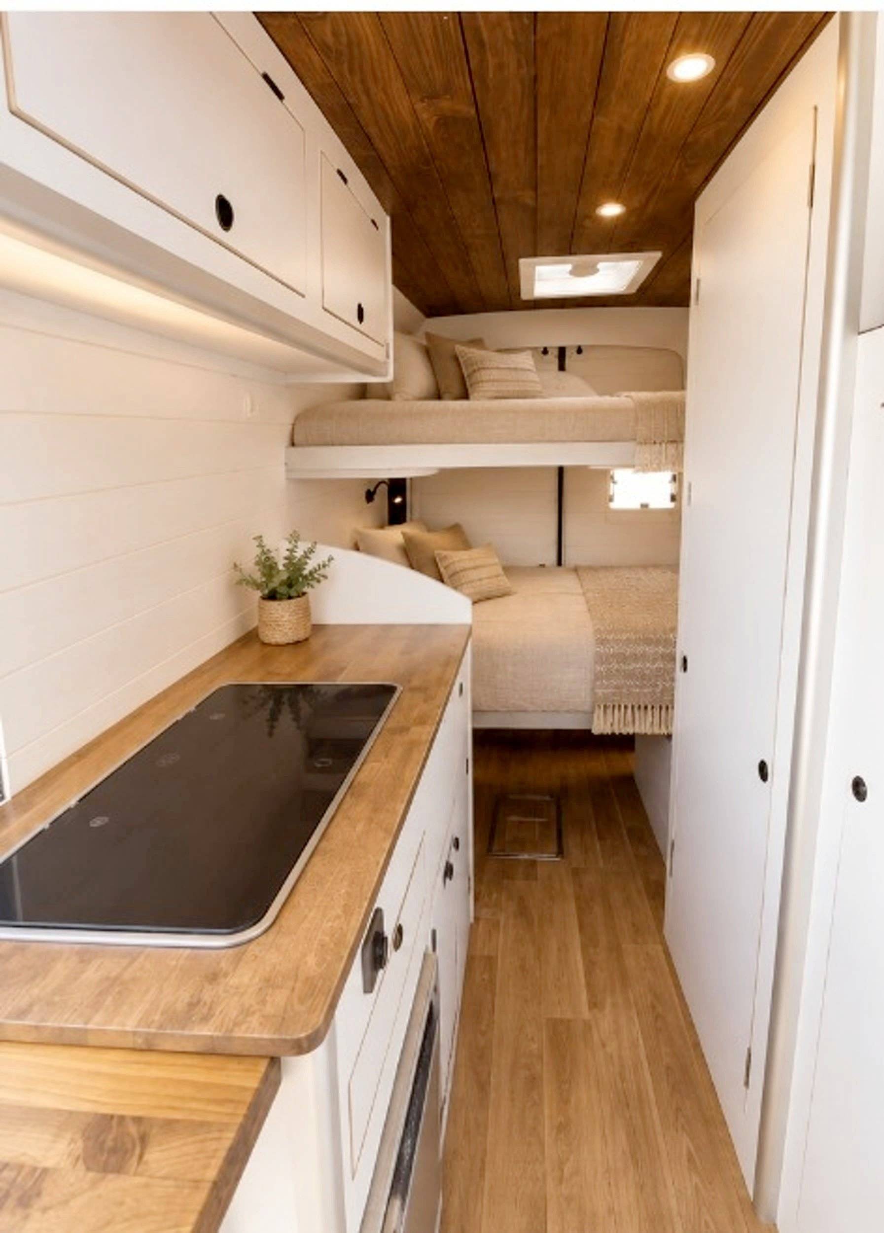 Essecke Peugeot Boxer 333 L2H2 - Yescapa