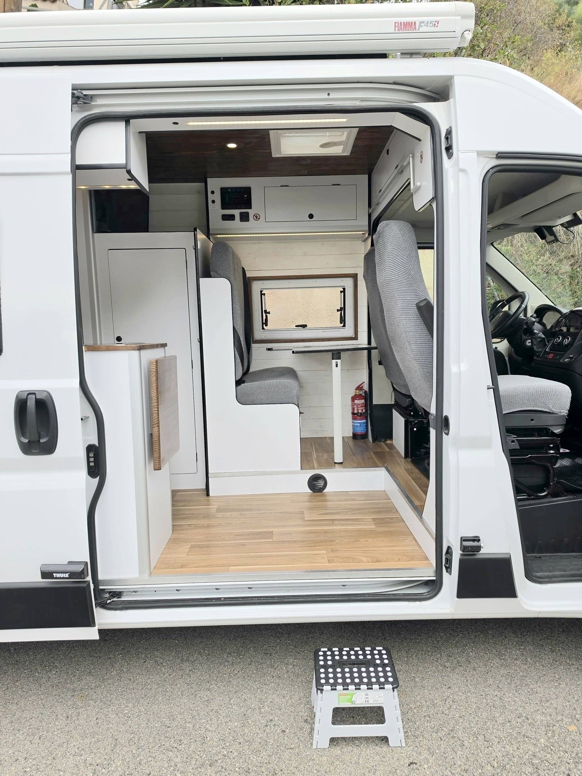 Eethoek Peugeot Boxer - Yescapa