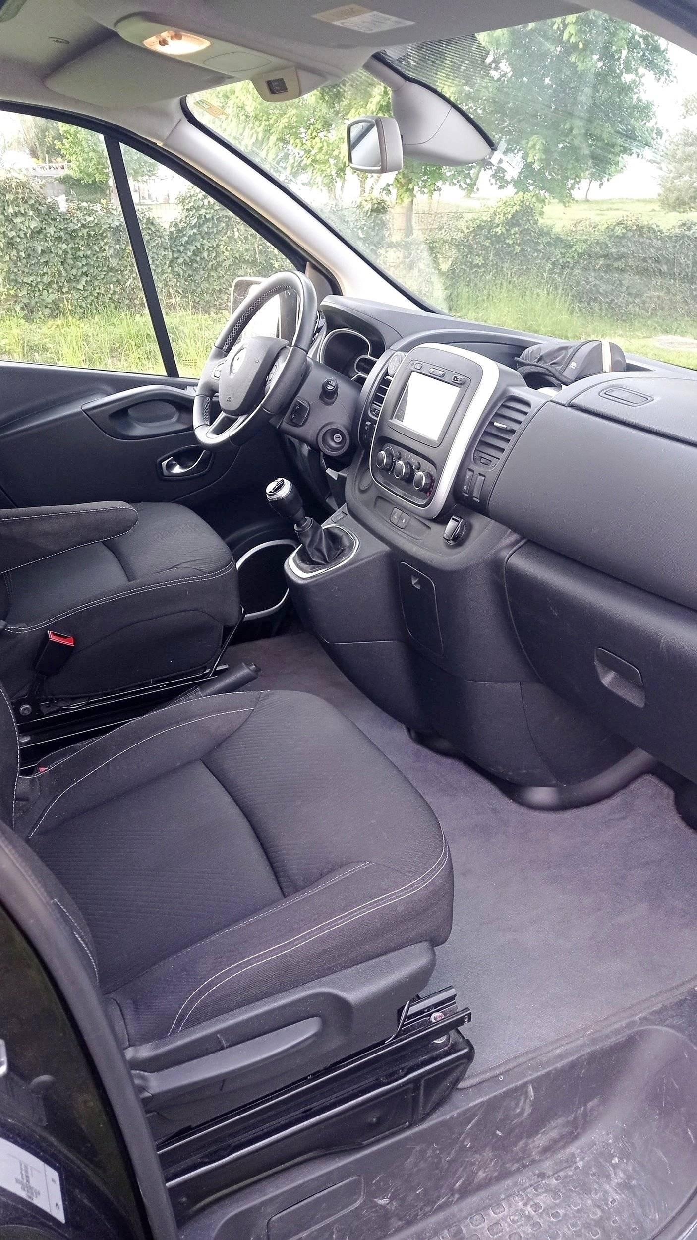 Cabina di guida Renault RENAULT TRAFIC III 145 GRAND CONFORT ENERGY - Yescapa