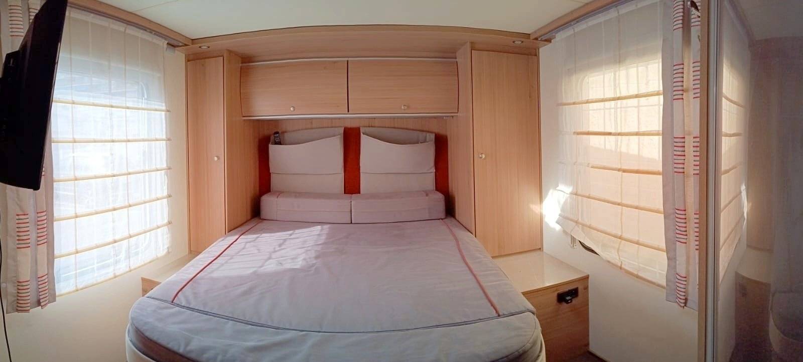 Berth Fiat Fiat ducato - Yescapa