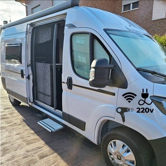 Voorkant 3/4 Fiat - Yescapa