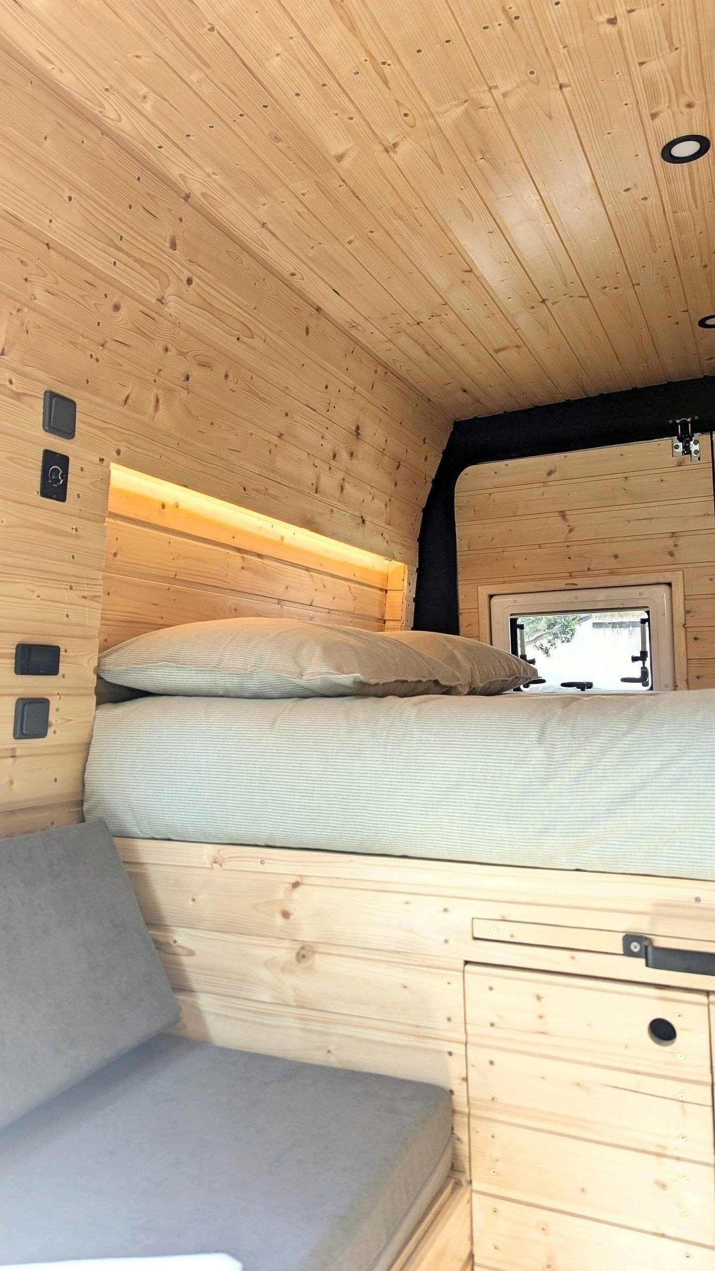 Couchages Peugeot Boxer - Yescapa