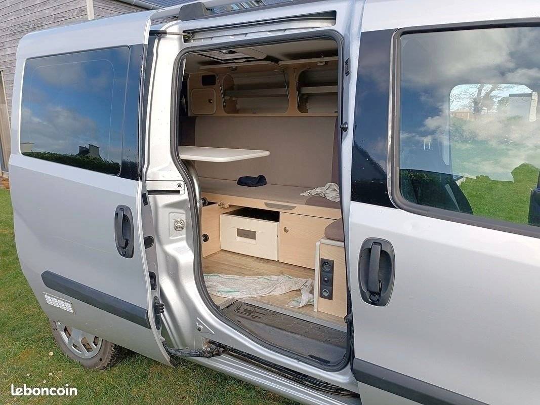 Iroise Fourgons Aménagés Startijenn mini Van