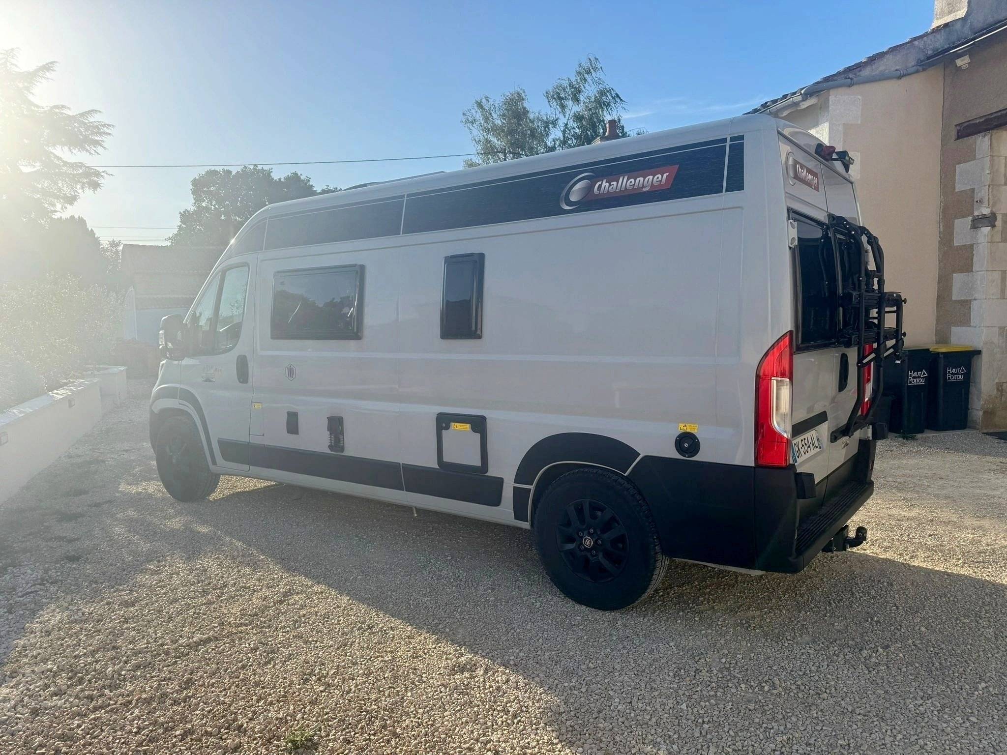 Challenger V114 Max