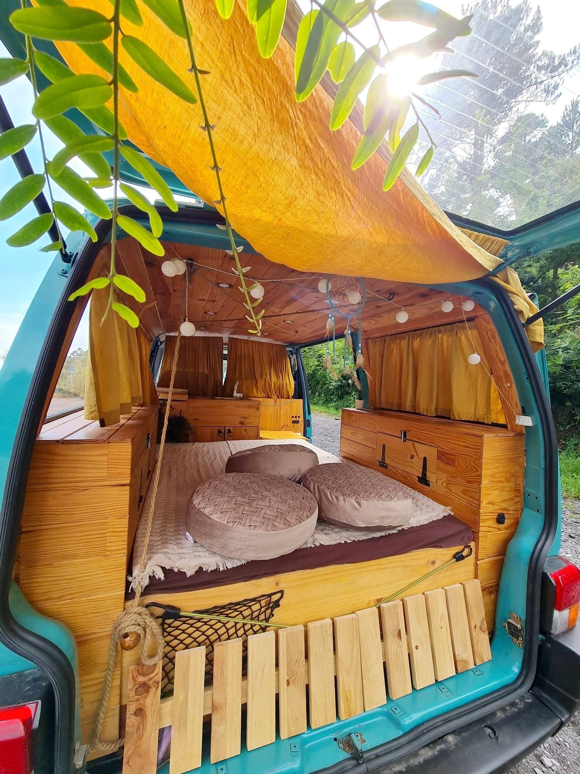 Volkswagen Transporter T4 2.4D