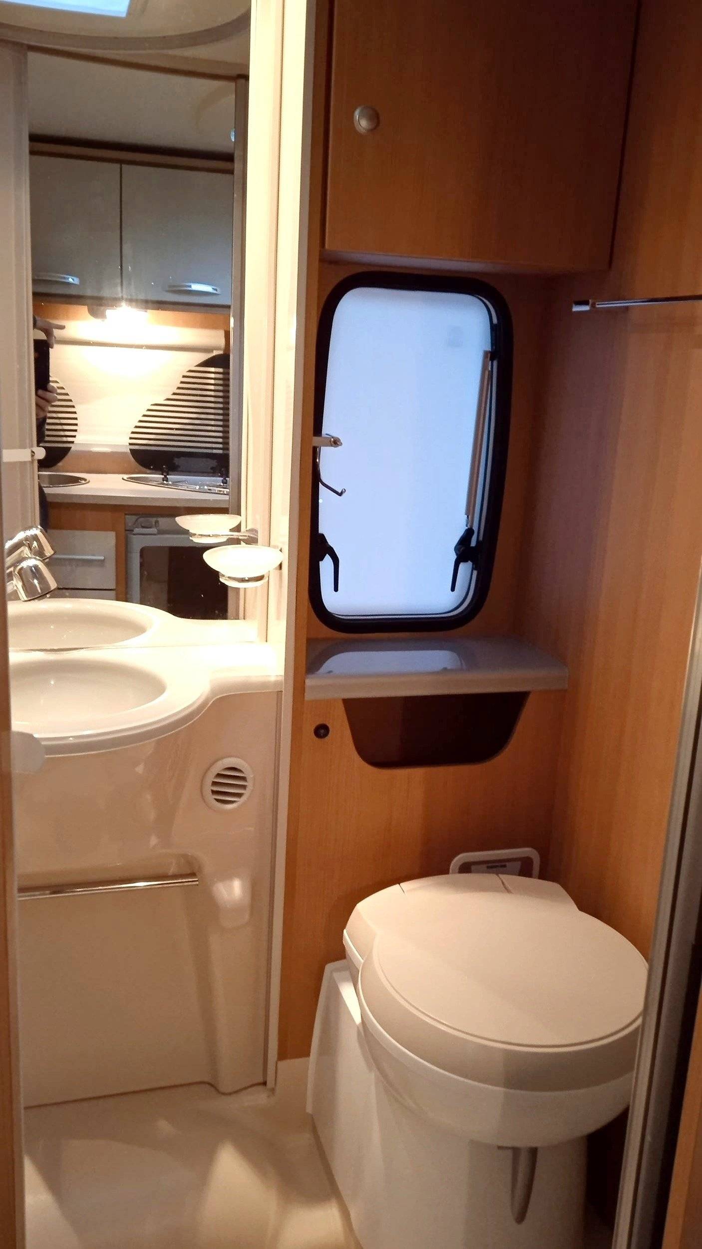 Challenger CHALLENGER GENESIS 42