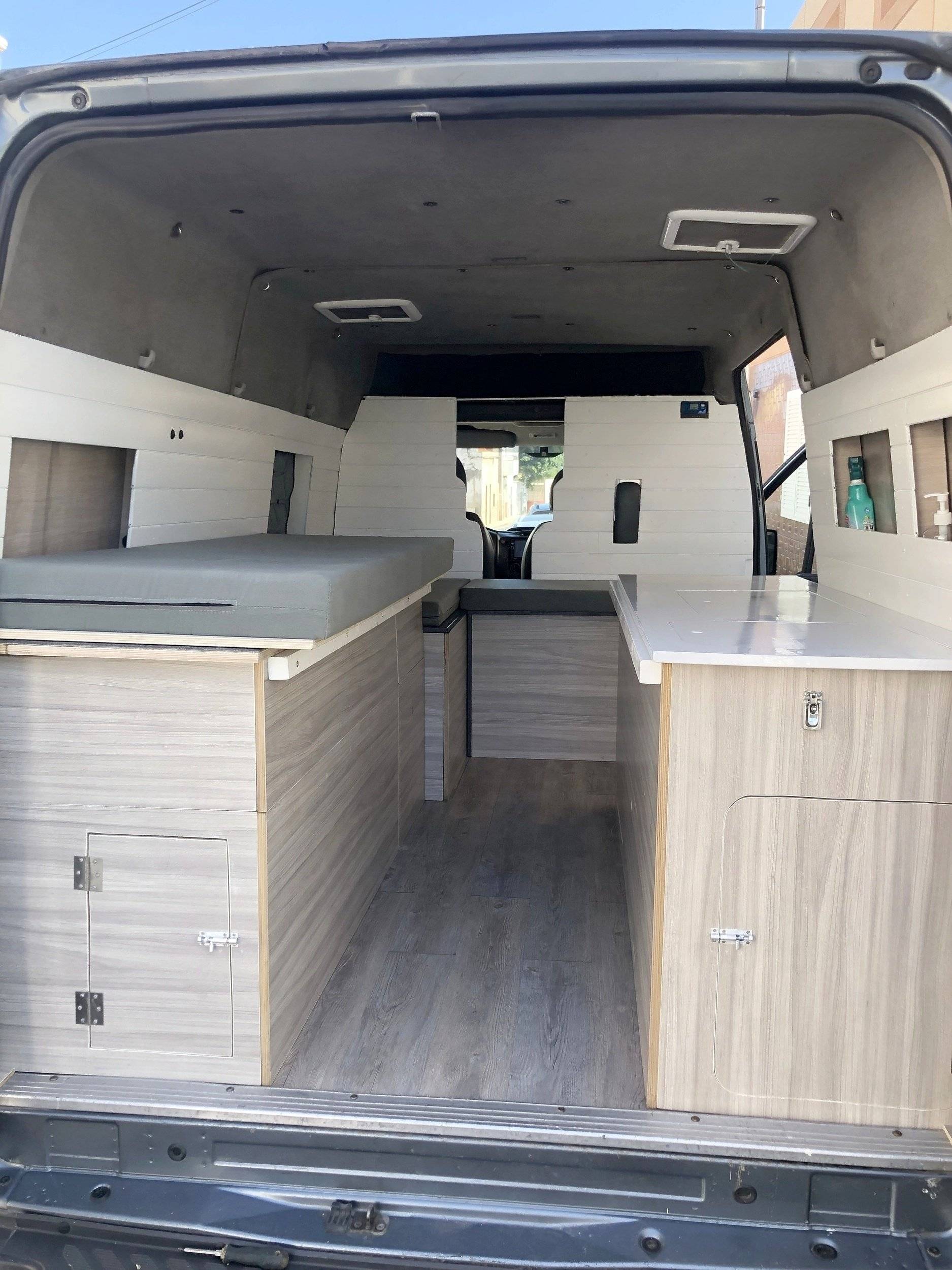 Couchages Ford FORD TRANSIT - Yescapa