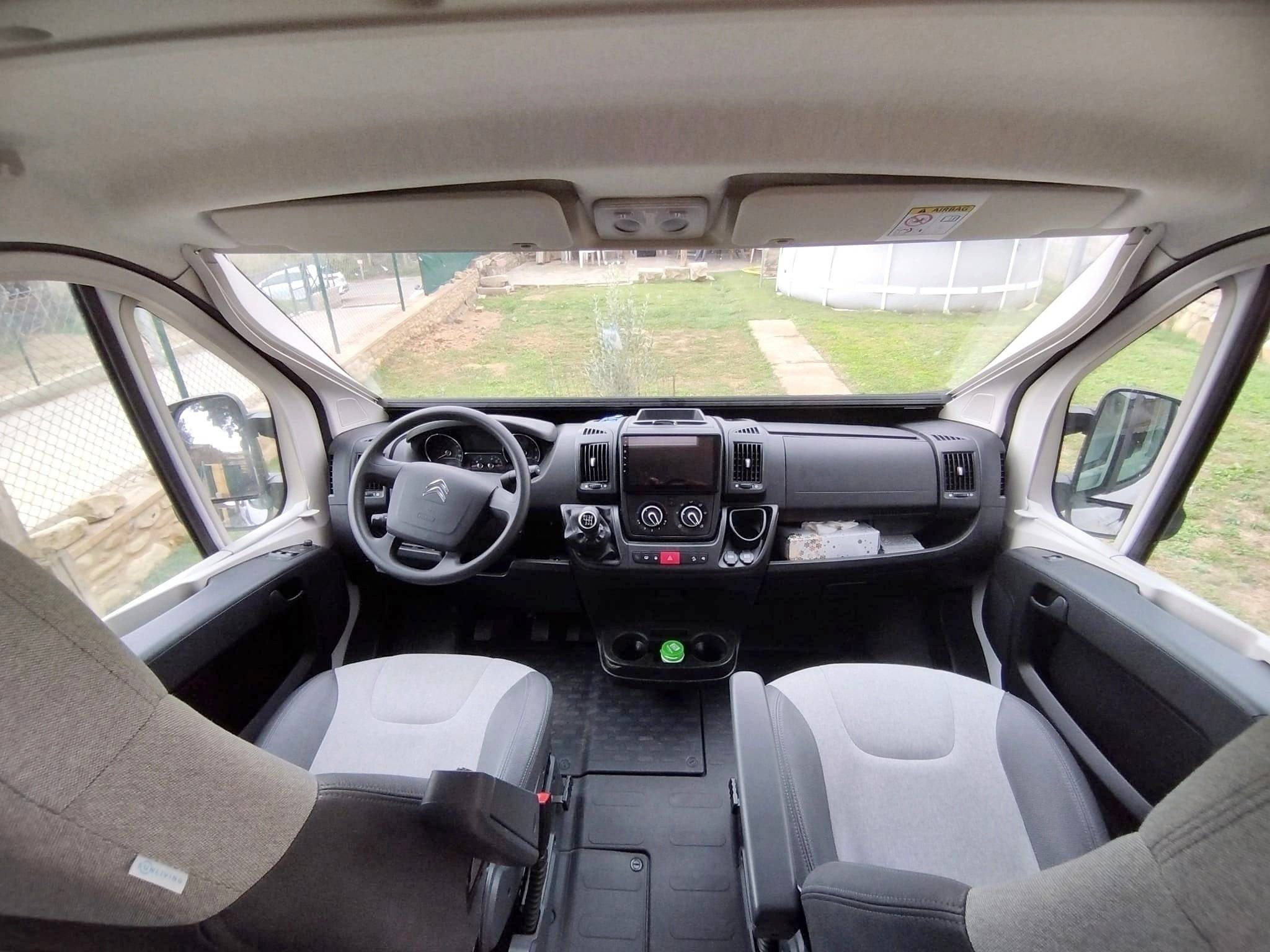 Sun Living V60 SP Family