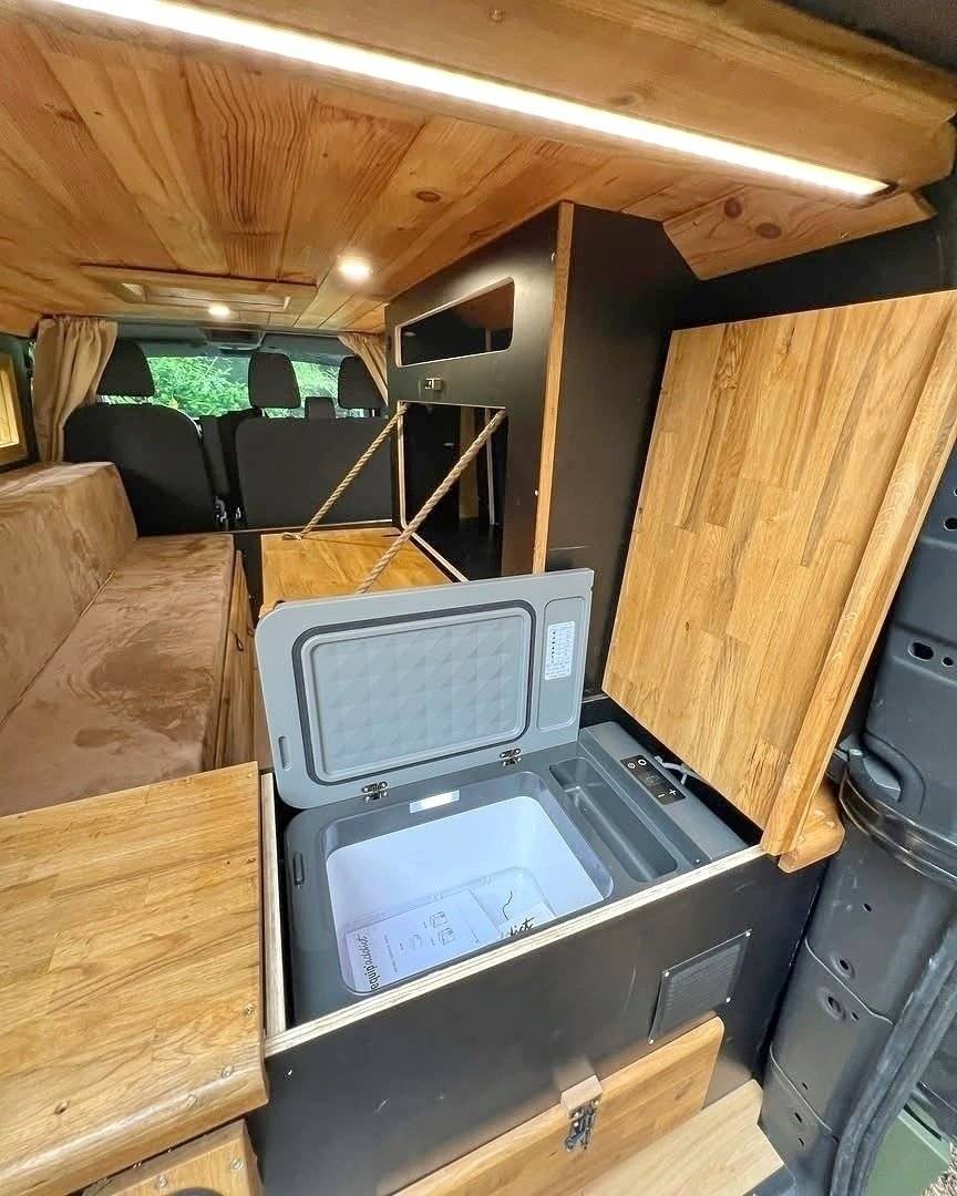 Concept Van Loisirs Transit Custom 2,0 l 130 ch