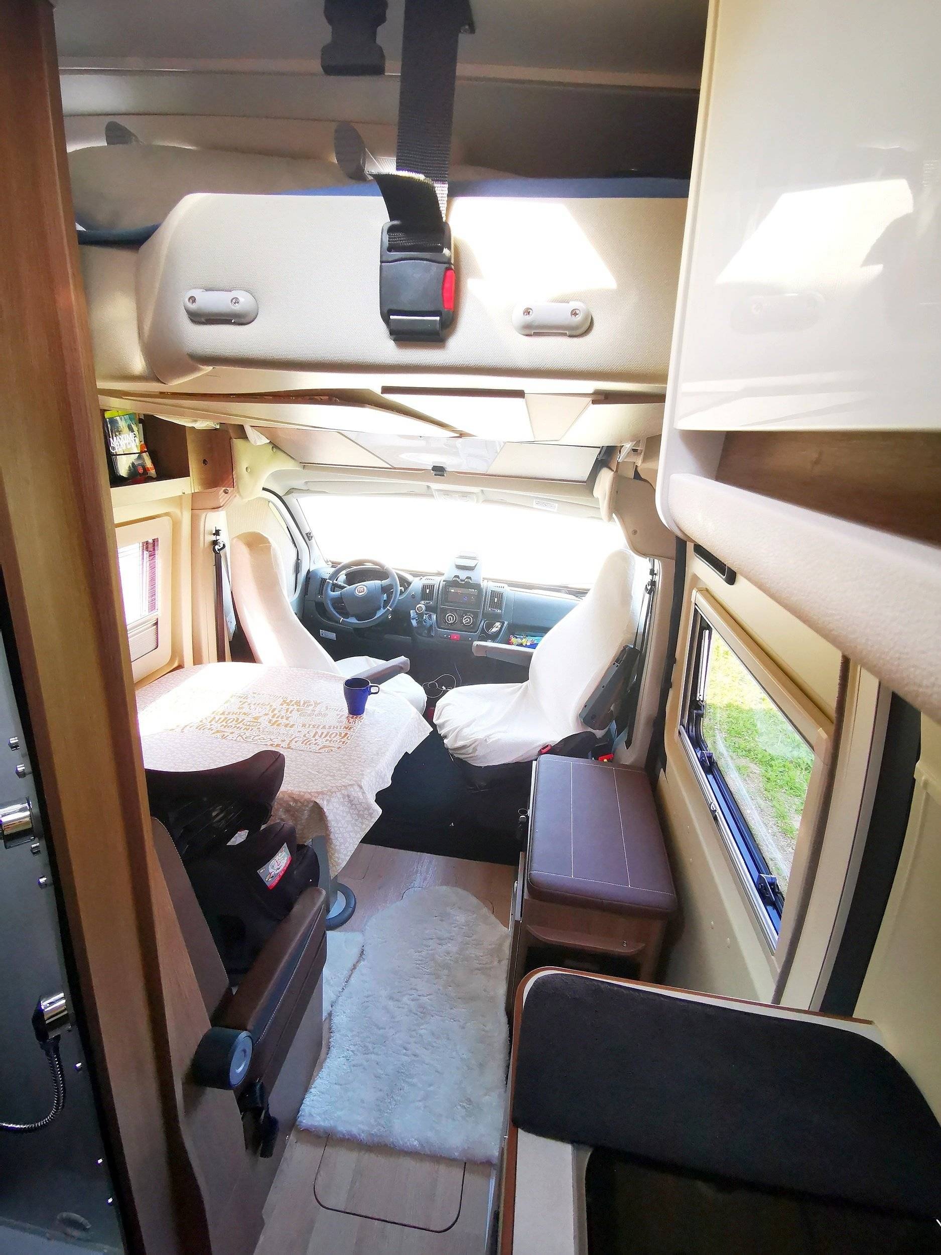 Eethoek Fiat Ducato 2,3 l 148 ch - Yescapa
