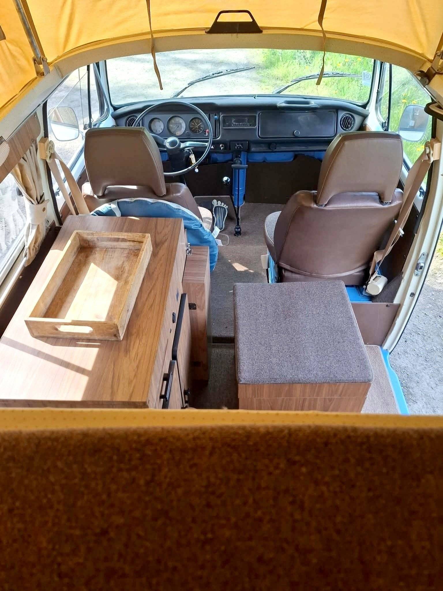Menjador Volkswagen - Yescapa